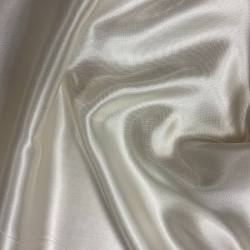 Doublure satin blanche