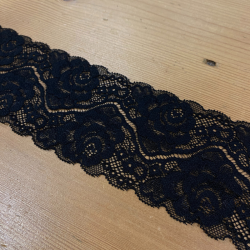 Dentelle noire 8,5cm